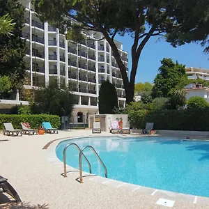 Resideal Premium 4*, Cannes France